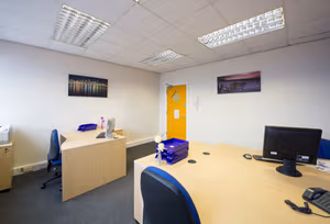 9 Person Private Office