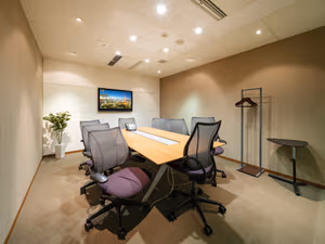 15 Person Private Office