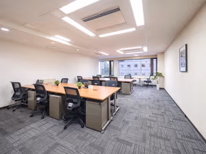 3 Person Private Office