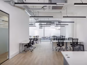 10 Person Private Office