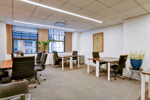 5 Person Private Office