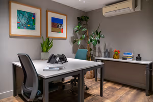 5 Person Private Office