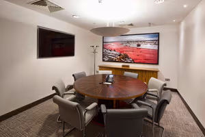 34 Person Private Office