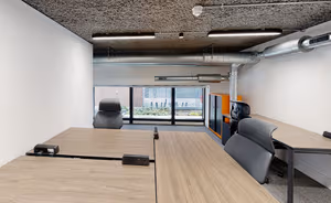 5 Person Private Office