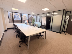 18 Person Private Office