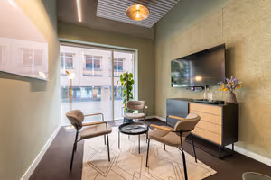 48 Person Private Office