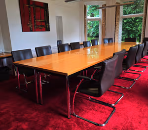 10 Person Private Office