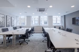 4 Person Private Office