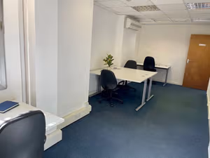 11 Person Private Office