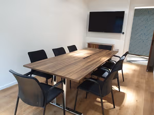 5 Person Coworking Desk