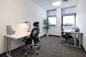 4 Person Private Office