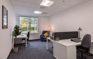 4 Person Private Office