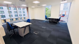 9 Person Private Office