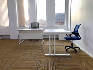 10 Person Private Office