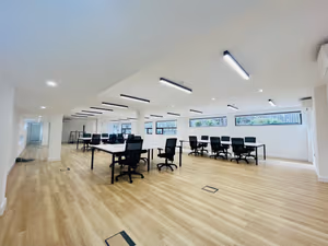 4 Person Private Office