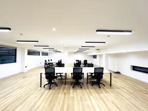 5 Person Private Office