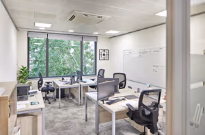 5 Person Private Office