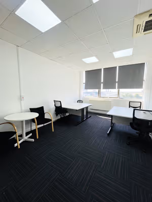 15 Person Private Office