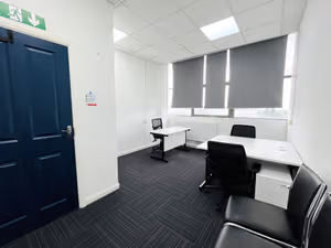 4 Person Private Office
