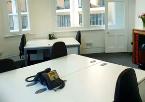 10 Person Private Office