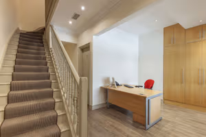 10 Person Private Office