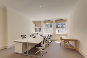 10 Person Private Office