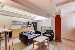 10 Person Private Office