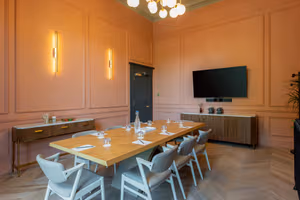 8 Person Private Office