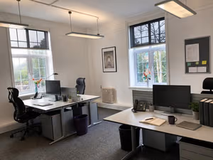 3 Person Private Office