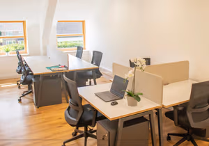 4 Person Private Office