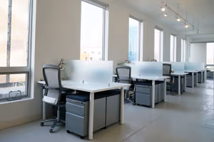9 Person Private Office
