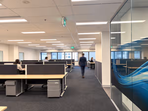 7 Person Coworking Desk