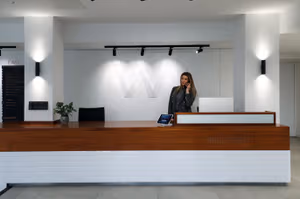 4 Person Private Office