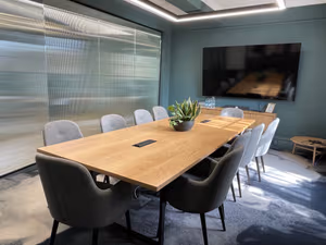 3 Person Private Office