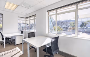 4 Person Private Office