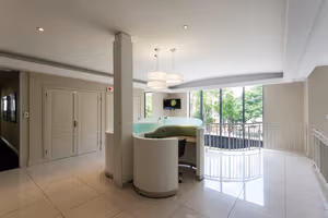 5 Person Private Office