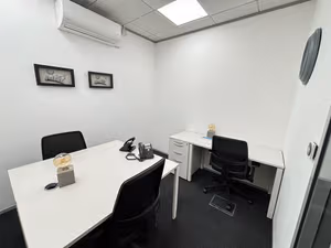 3 Person Private Office