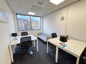 5 Person Private Office