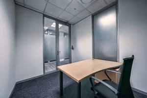 4 Person Private Office