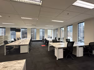 7 Person Coworking Desk