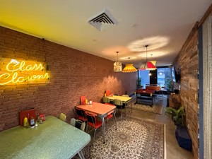 8 Person Coworking Desk