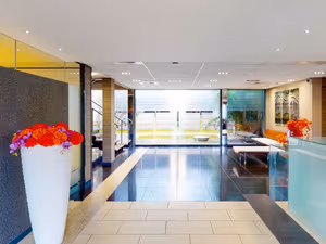 3 Person Private Office