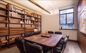 1 Person Private Office