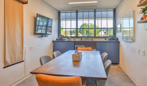 3 Person Private Office