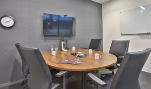 9 Person Private Office