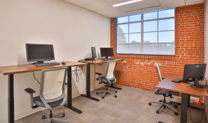 5 Person Private Office