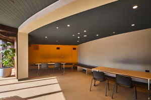 1 Person Coworking Desk