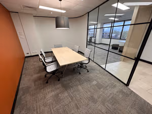 5 Person Shared Office