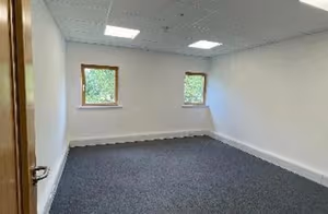 1 Person Coworking Desk