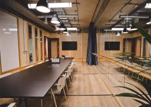 135 Person Enterprise Suite